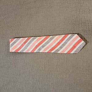 Brooks Brothers tie